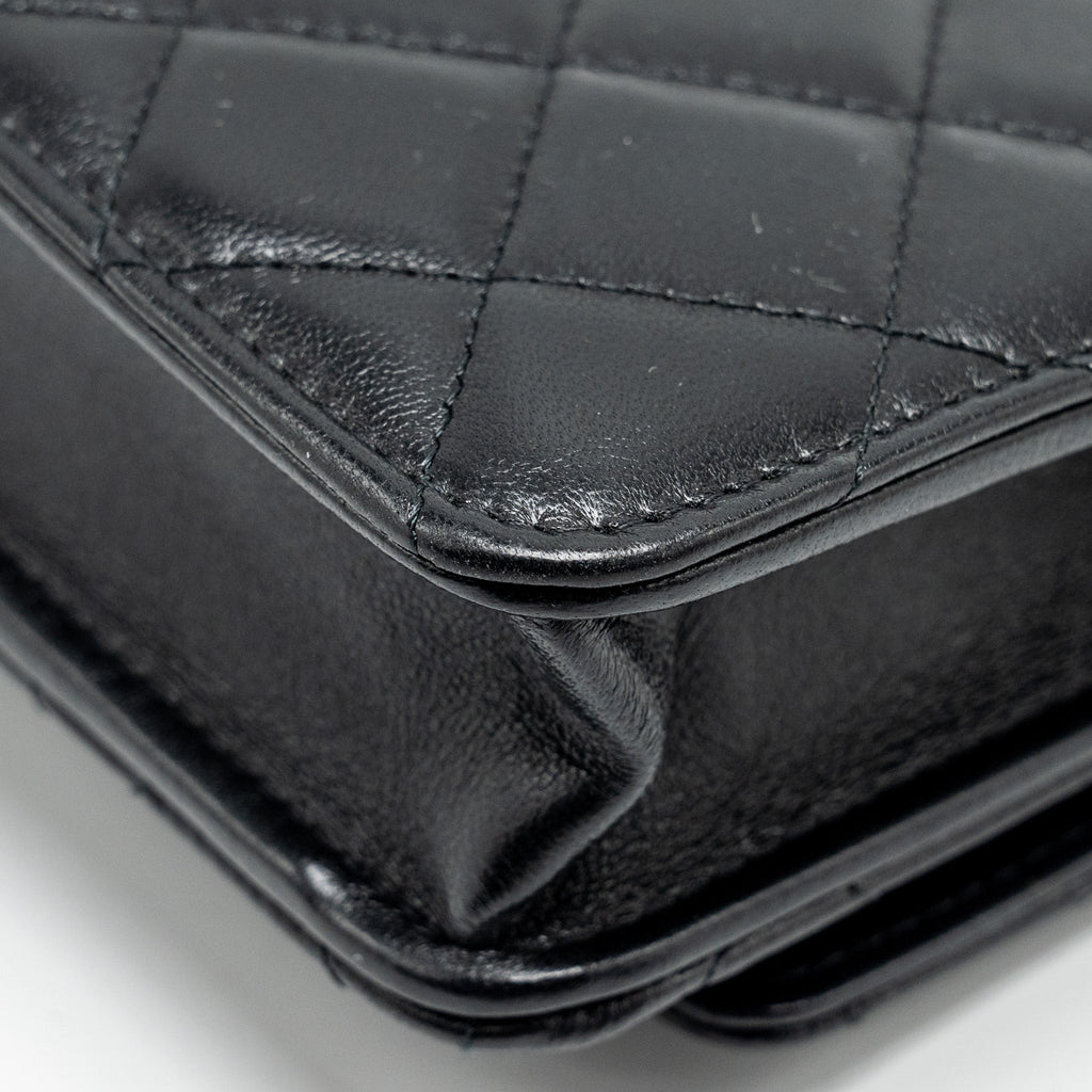 CHANEL leather top handle wallet on chain lambskin black L (microchip)