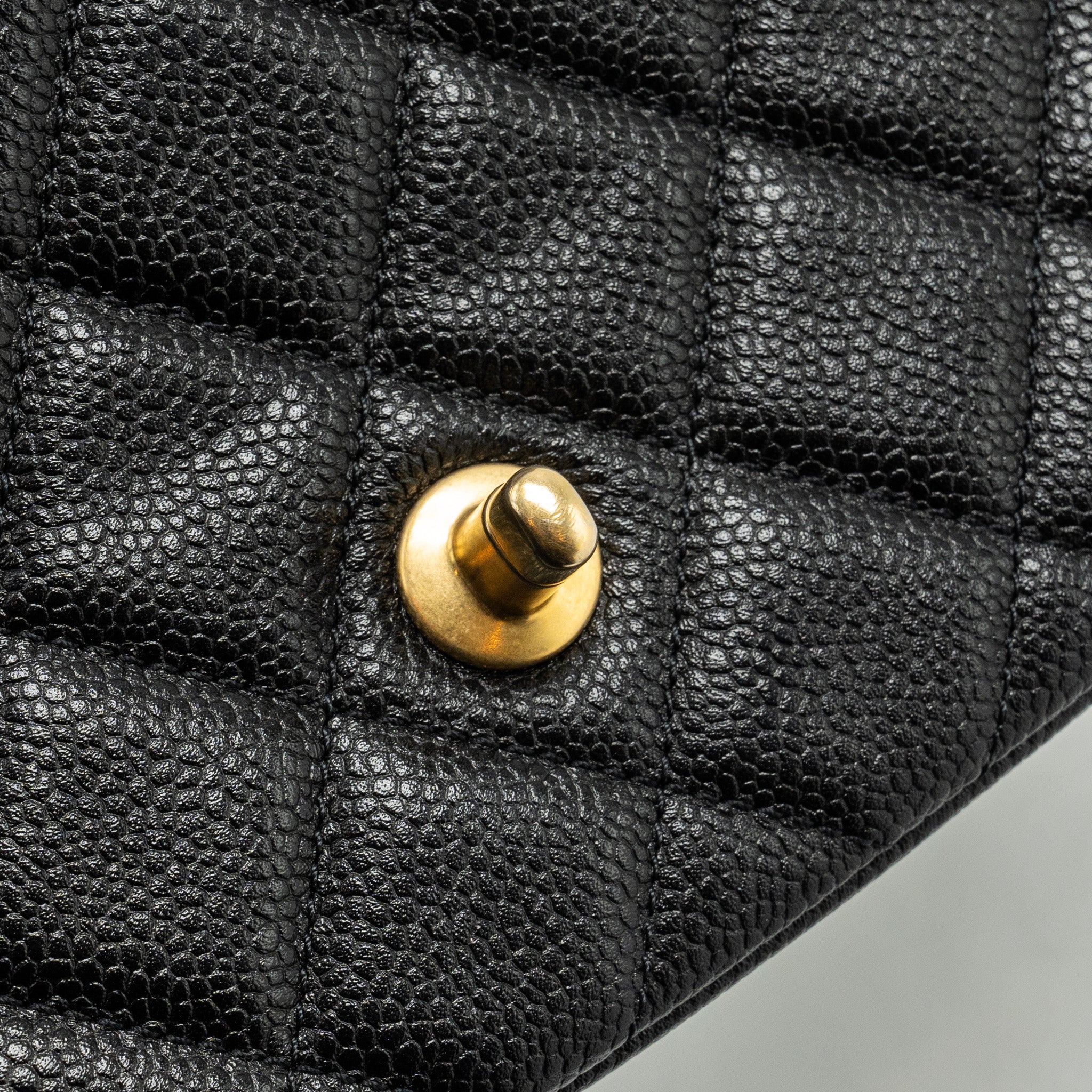 Chanel 21A Detailed Chains Flap Bag Caviar Black  (Microchip)