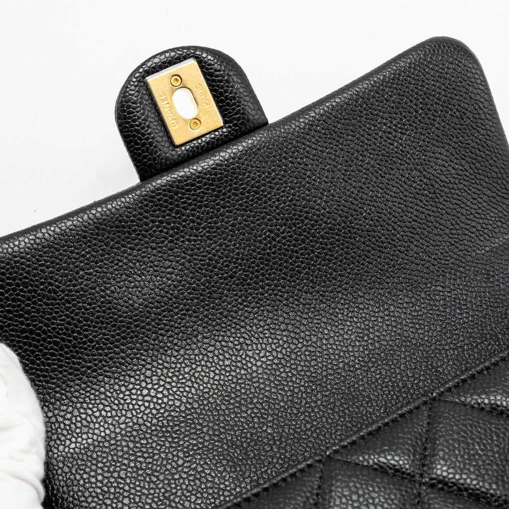 Chanel 21A Detailed Chains Flap Bag Caviar Black  (Microchip)