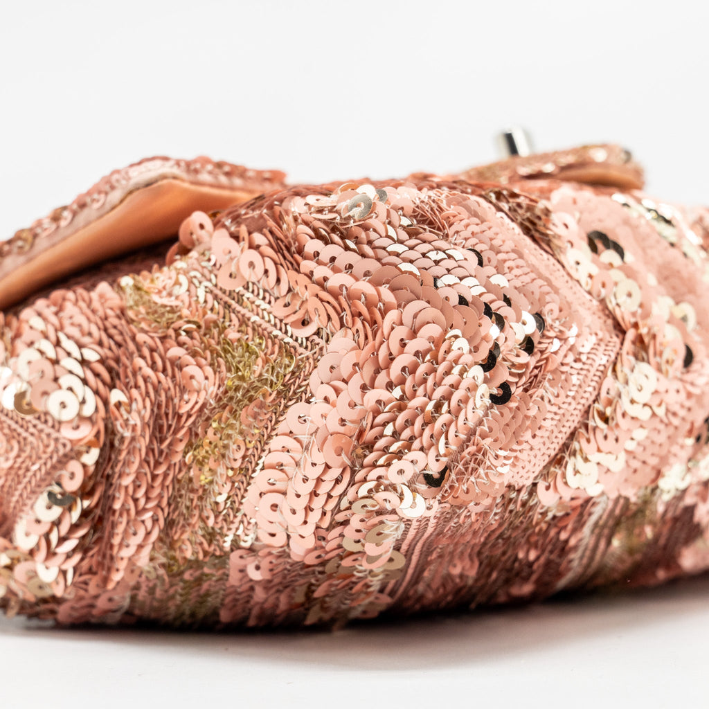Chanel Chevron Mini flap bag Sequin pink / multicolour