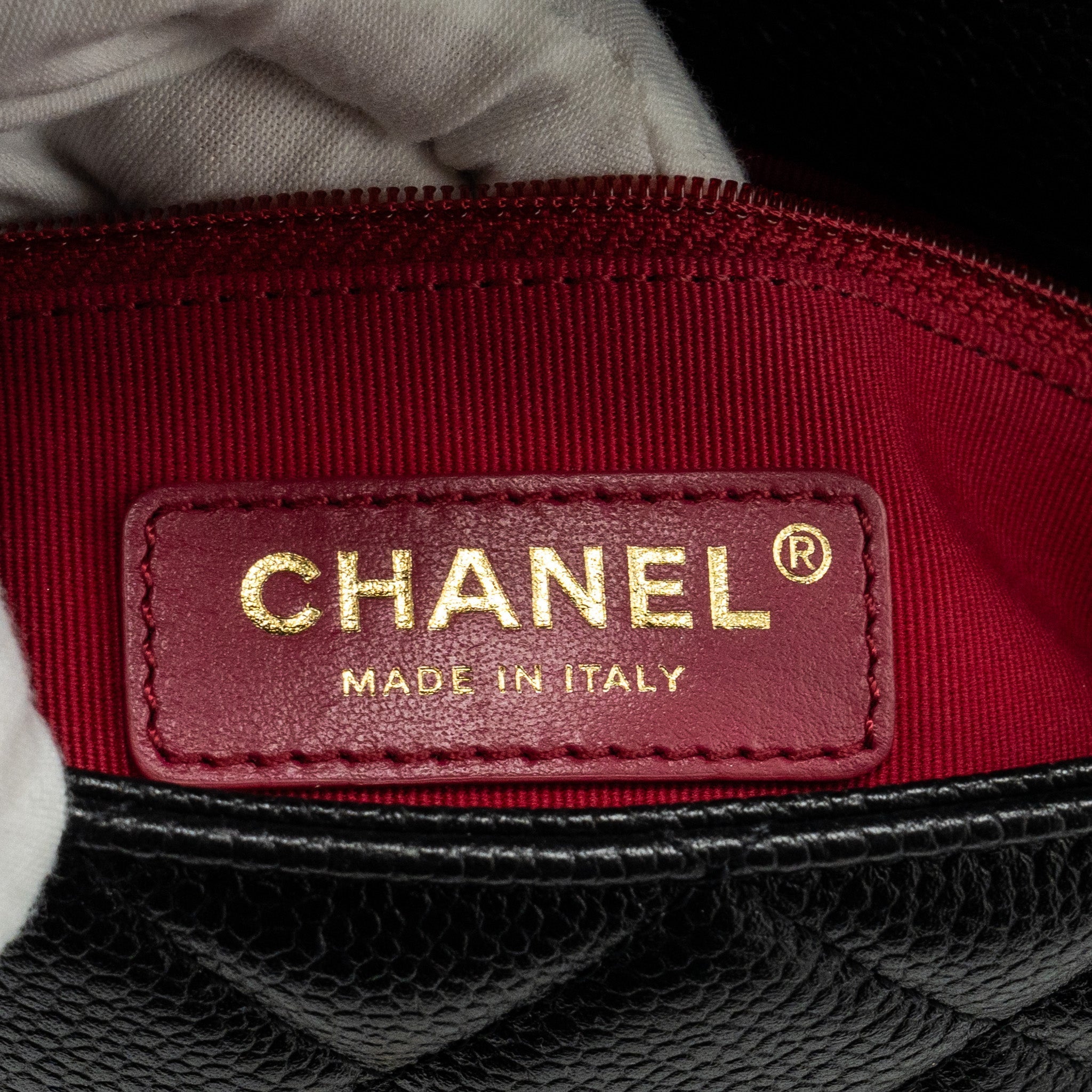 Chanel 21A Detailed Chains Flap Bag Caviar Black  (Microchip)