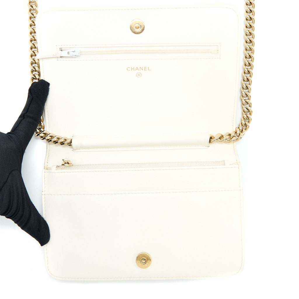 Chanel Boy Wallet On Chain Caviar White L