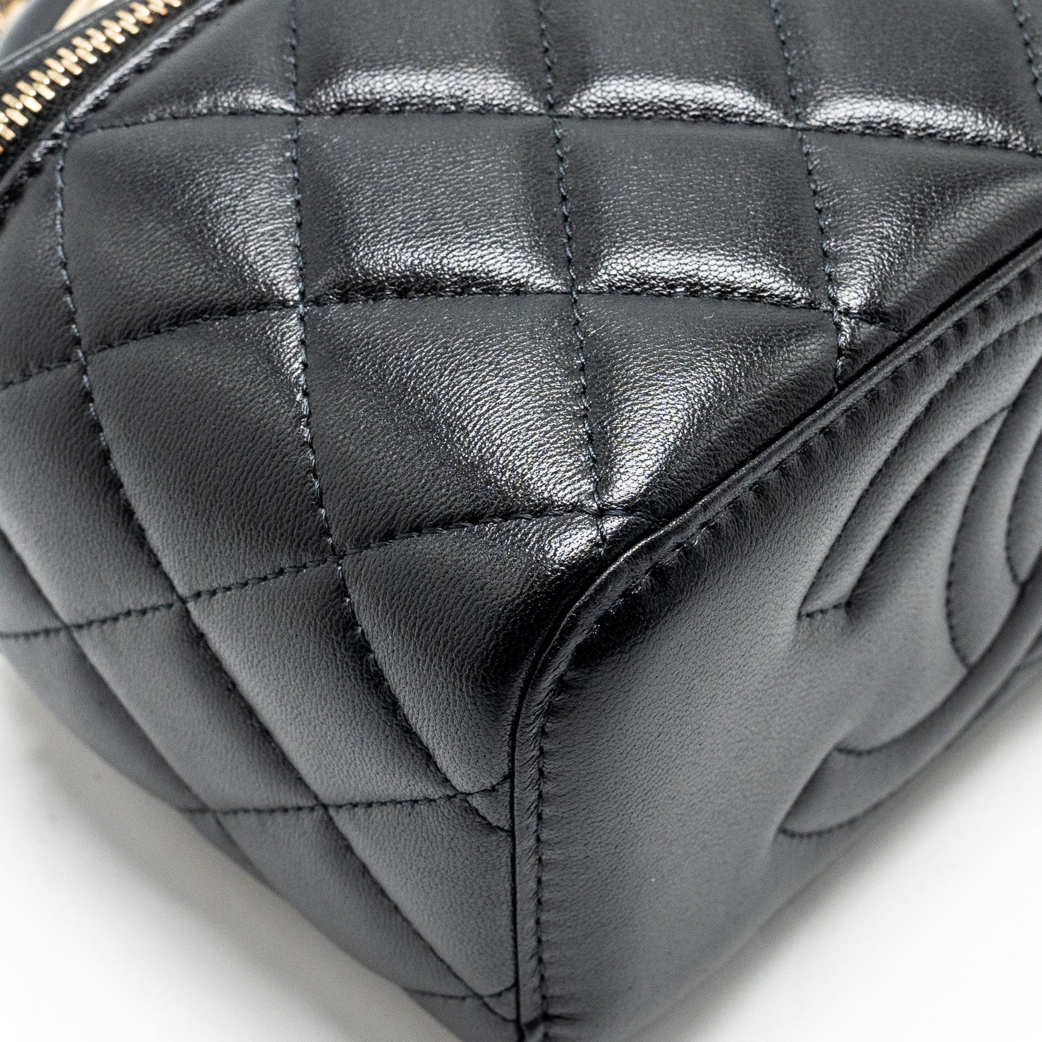 Chanel Top Handle Long Vanity Case Lambskin BLACK L (Microchip)