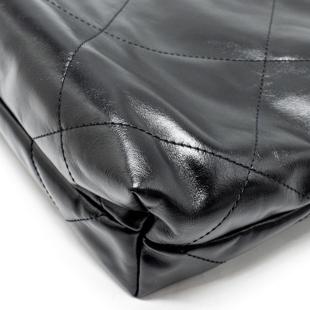 Chanel Small 22 Bag Shiny Calfskin BLACK  (Microchip)