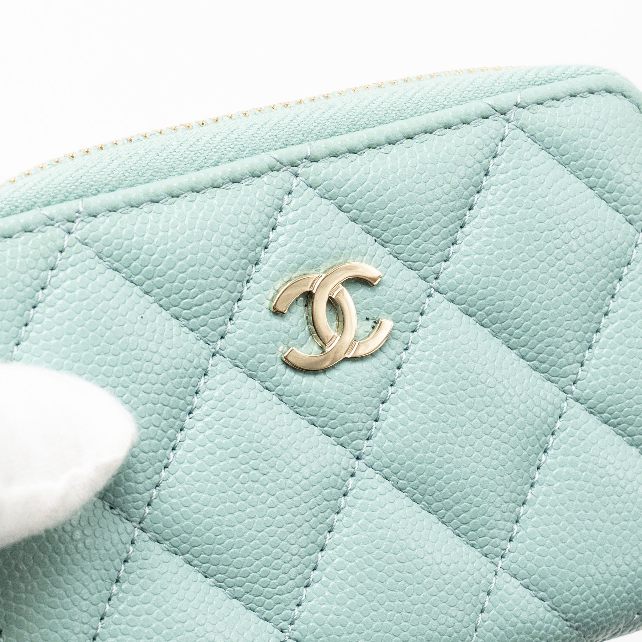 Chanel Zip Card Holder Caviar Light Green L