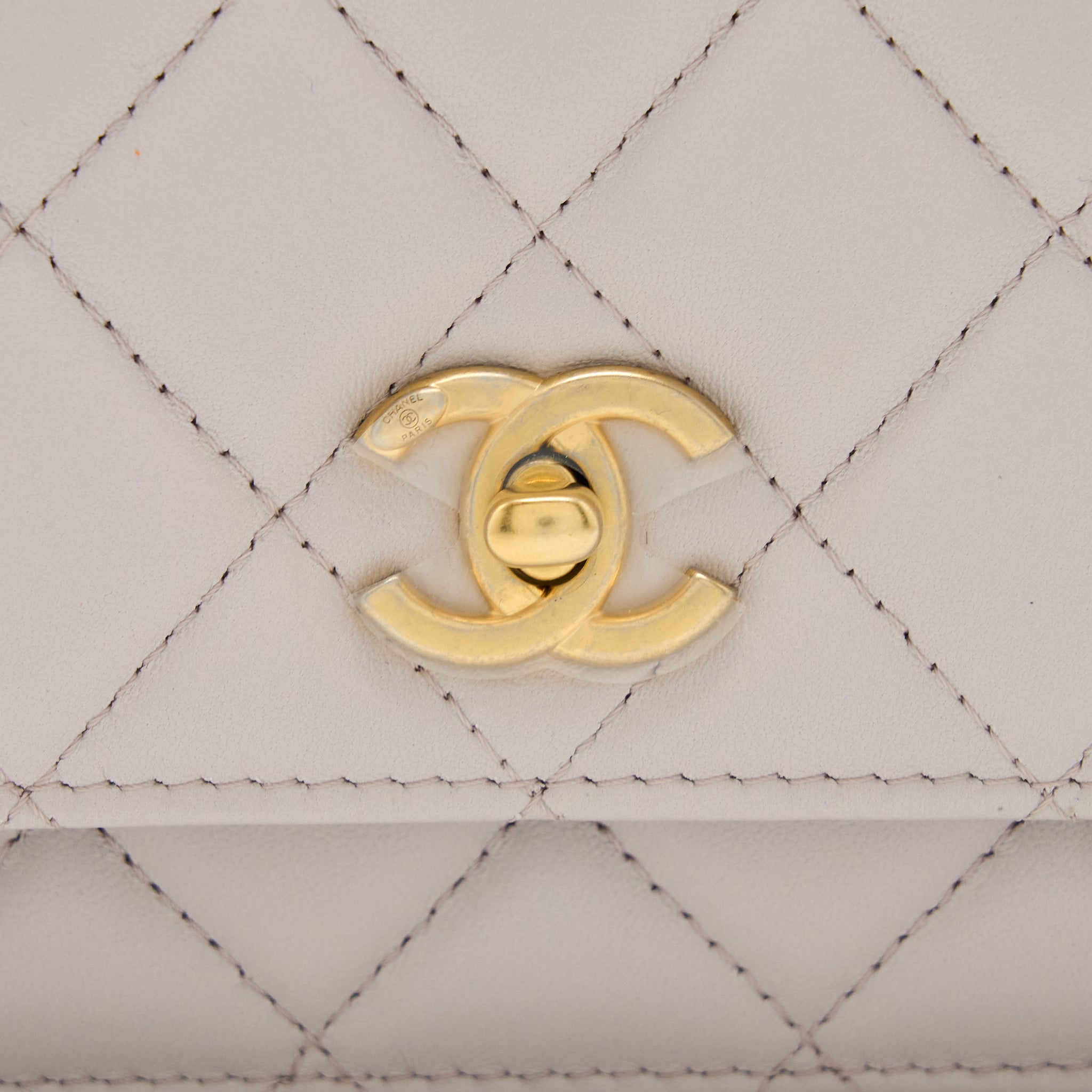 Chanel Pearl Crush Wallet on Chain Lambskin Lialic/Light Purple Brushed  (Microchip)