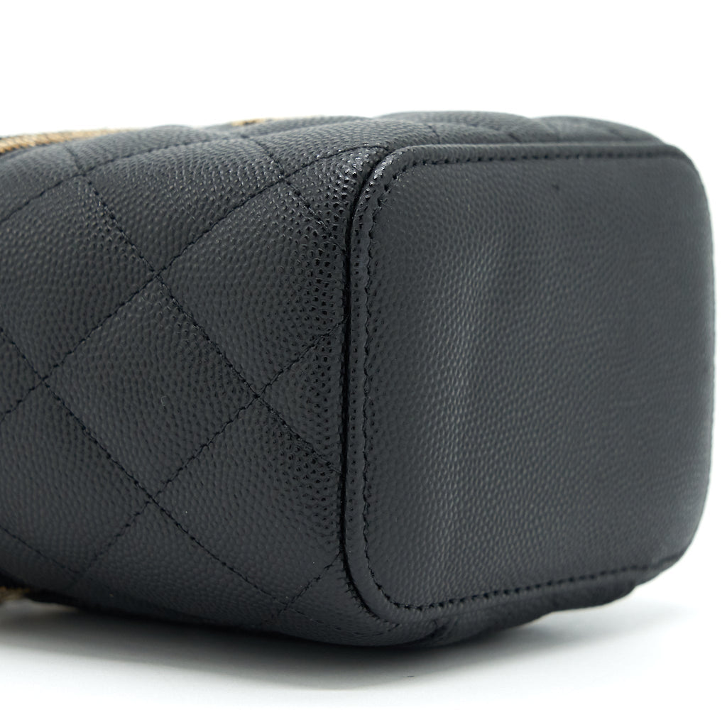 Chanel Mini Vanity With Chain Caviar Black L