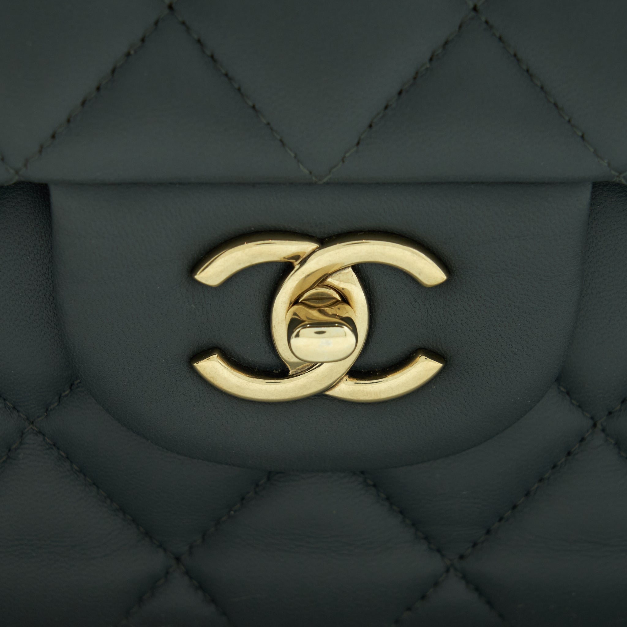 Chanel Jumbo Classic Double Flap Bag Lambskin Grey
