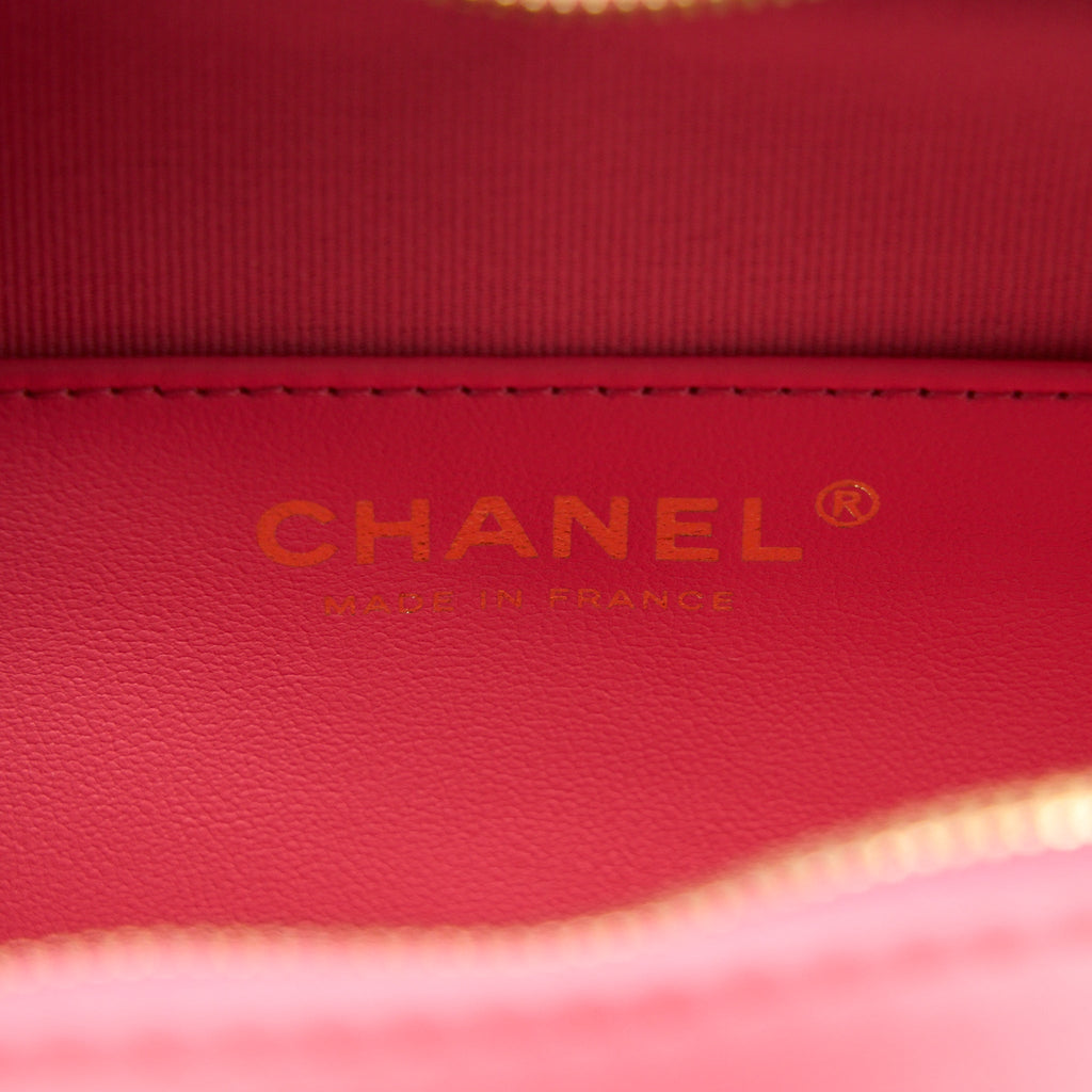 Chanel 22S Heart Bag Lambskin Pink L (Microchip)