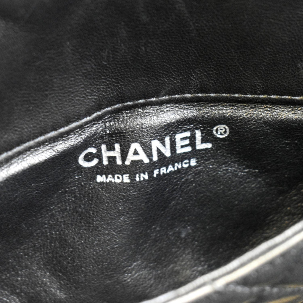 CHANEL Classic Flap with Zip Pocket Quilted Leather Satchel Shoulder Bag Black