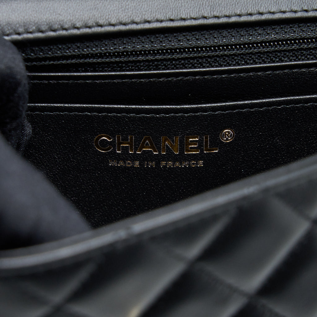Chanel Classic Mini Rectangular Flap Bag Lambskin Black L (Microchip)