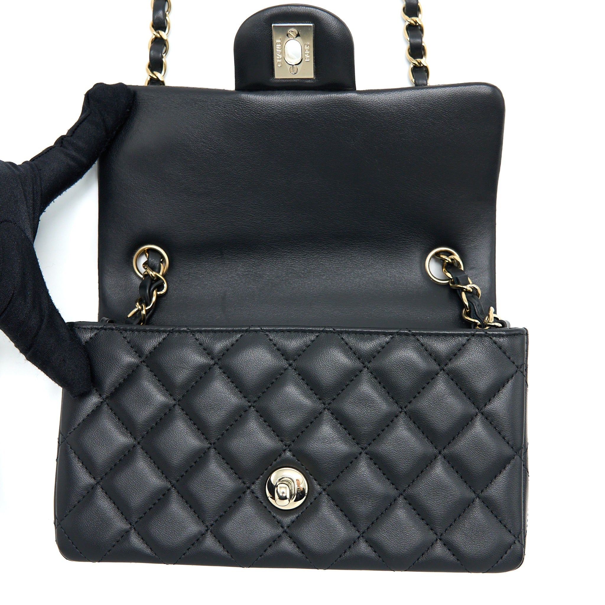 Chanel Classic Mini Rectangular Flap Bag Lambskin Black L (Microchip)