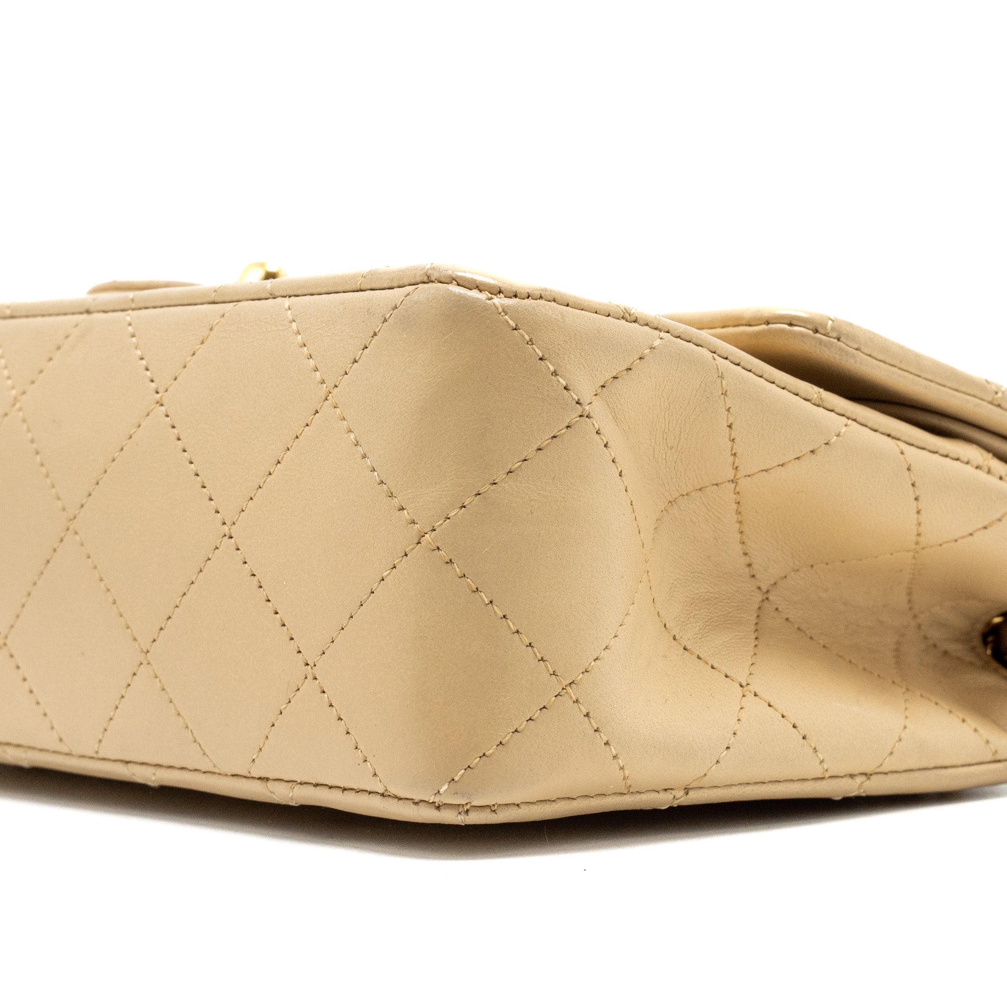Chanel vintage Small classic flap bag lambskin beige