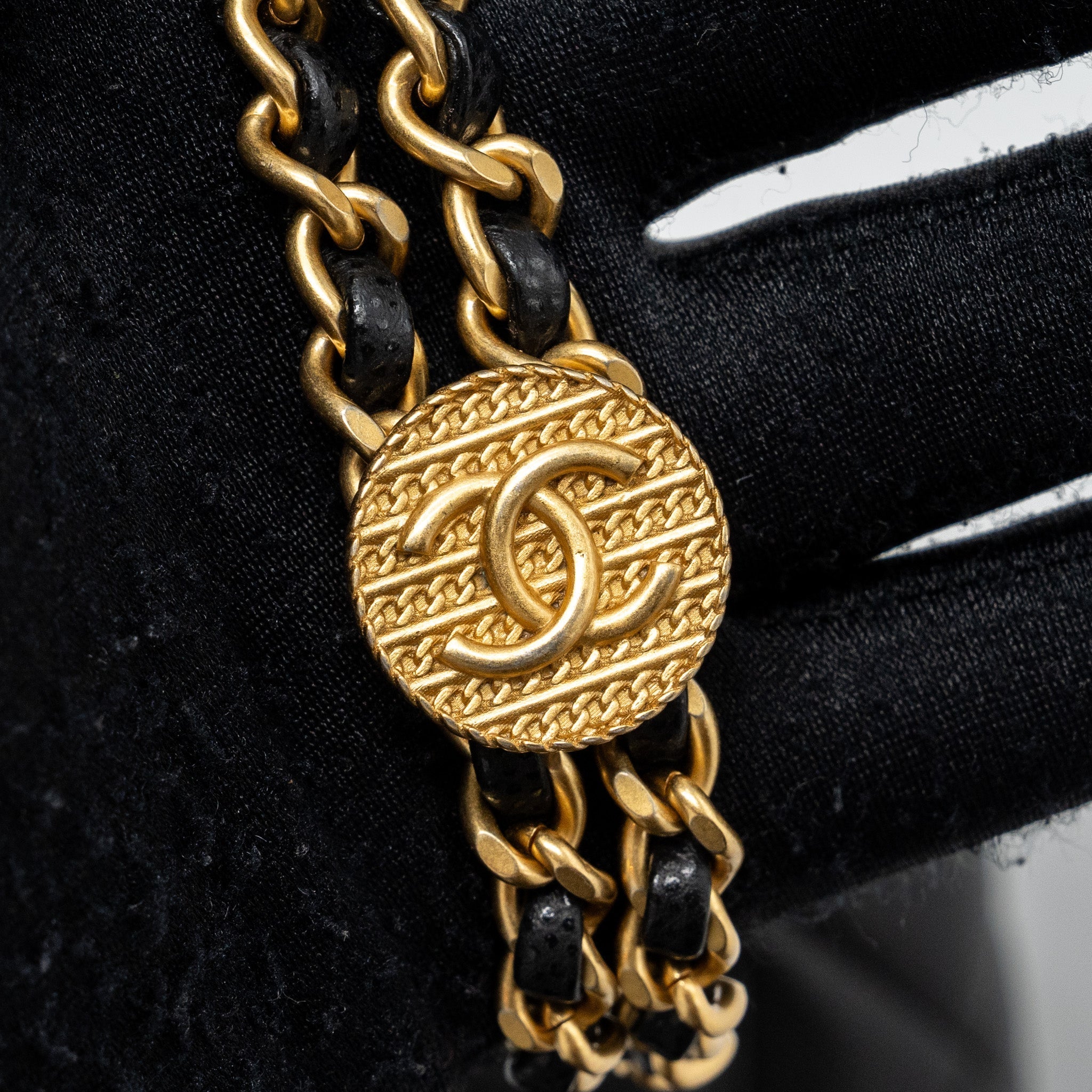 CHANEL Mini twist your button square flap bag caviar BLACK