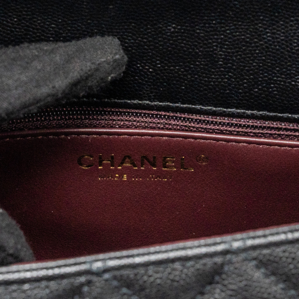 Chanel small coco handle caviar black L  (Microchip)