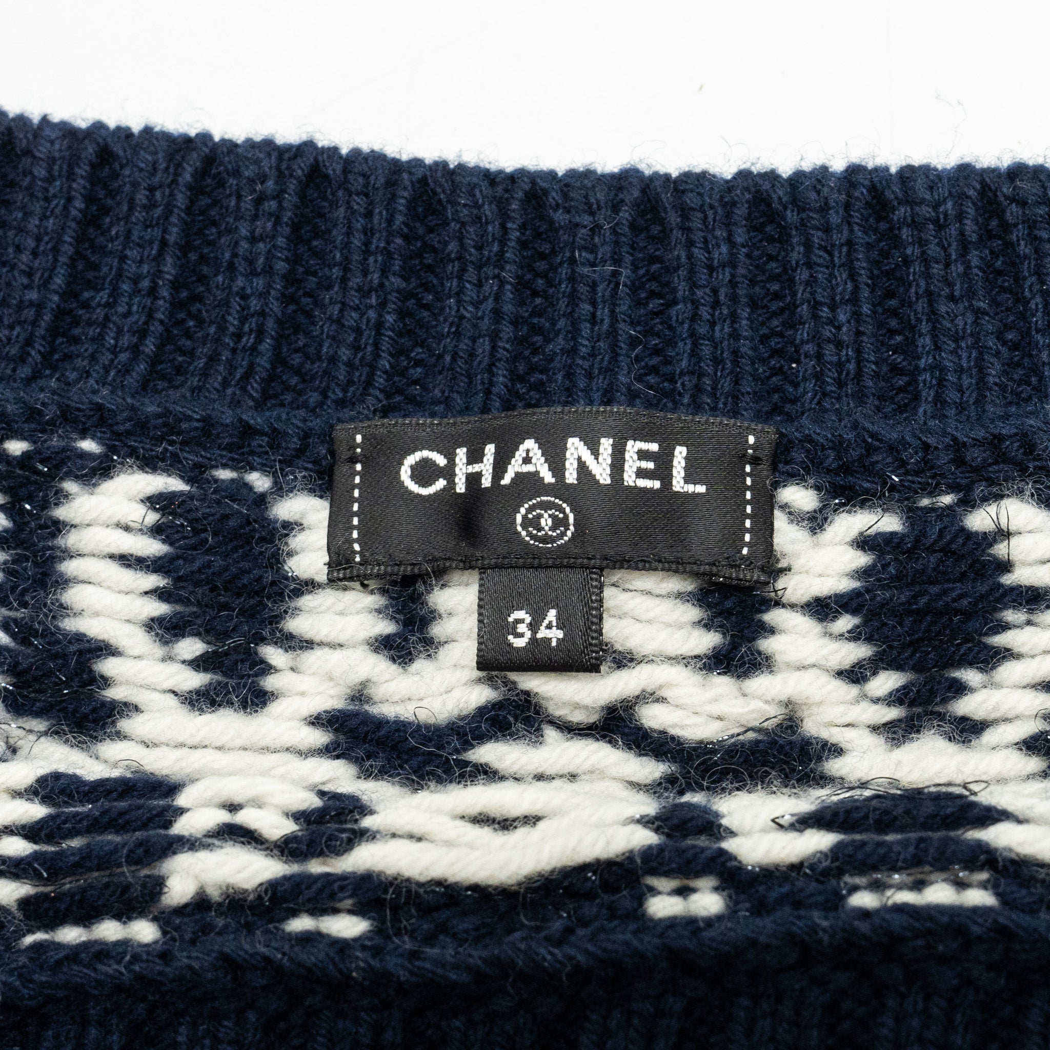 Chanel Size 34 18A Hamburg Chunky Knit Sweater Wool/Cashmere Navy/White