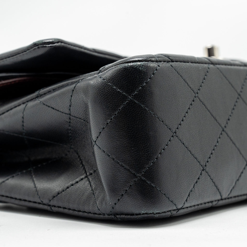 Chanel Medium Classic Double Flap Bag Lambskin Black