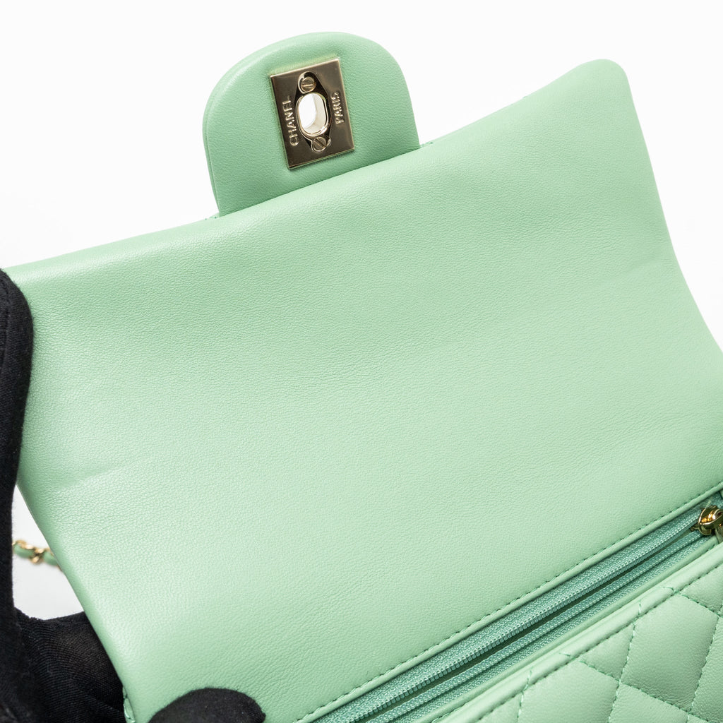 Chanel Top handle mini rectangular flap bag lambskin light green L (microchip)
