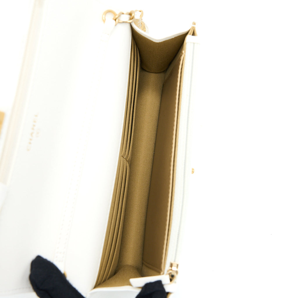 Chanel Pearl Crush Wallet On Chain Lambskin White  (Microchip)