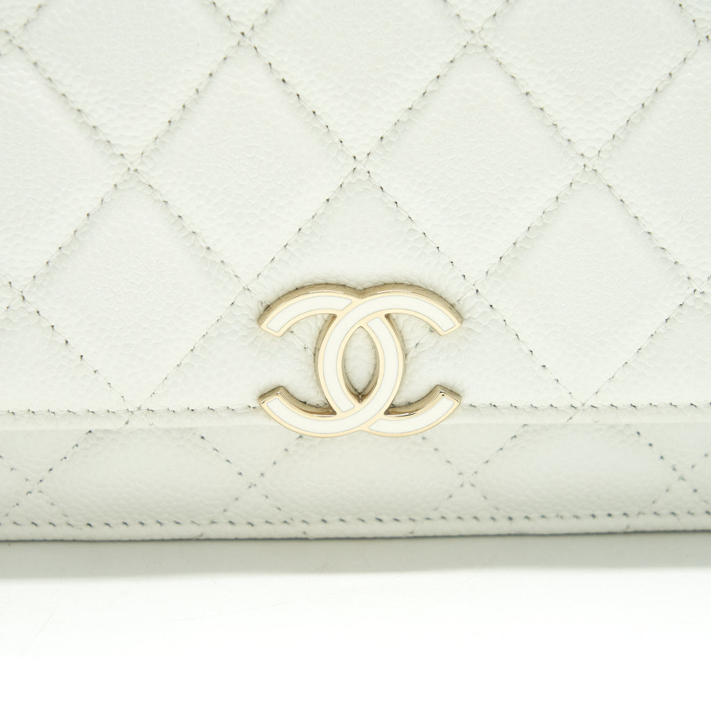 Chanel 21C Wallet On Chain Limit Edition Caviar White L