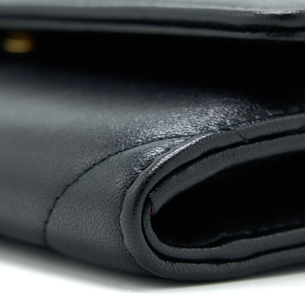Chanel 19 Flap Wallet Lambskin Black