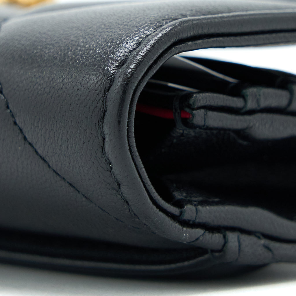 Chanel 19 Flap Wallet Lambskin Black
