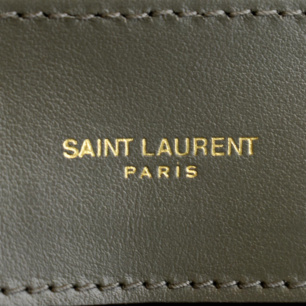 YVES SAINT LAURENT Medium Loulou Matelasse Leather Chain Shoulder Bag Neutral Grey