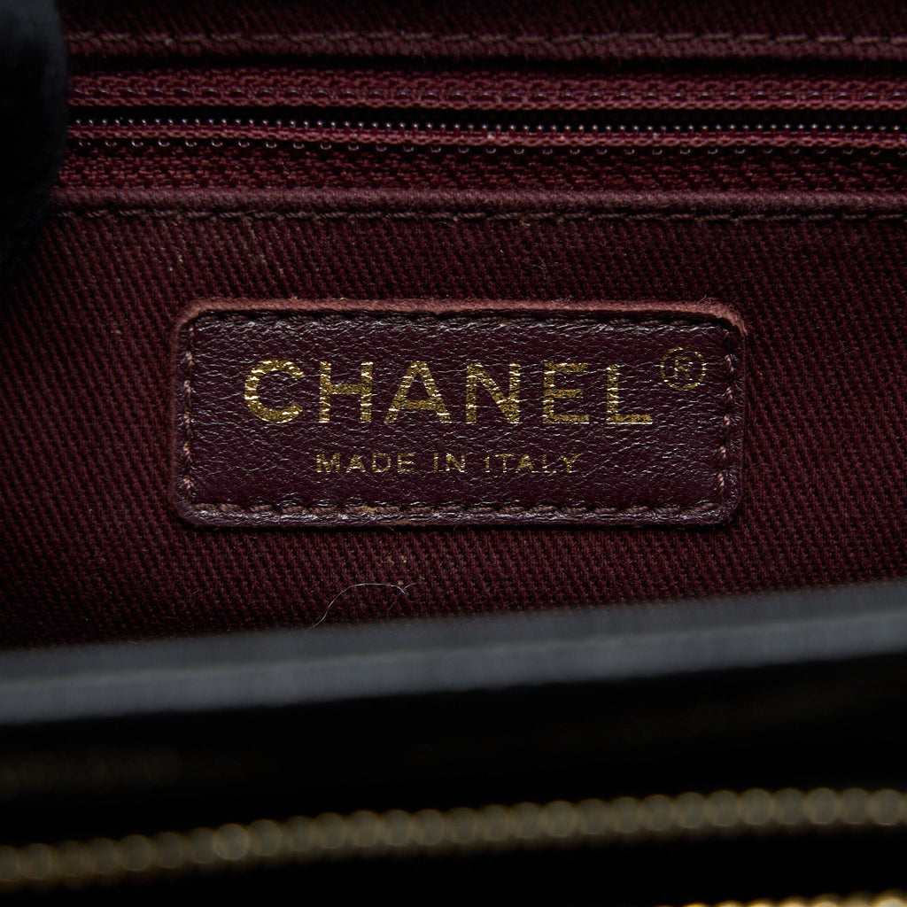 Chanel Small Business Affinity Caviar Black L (Microchip)