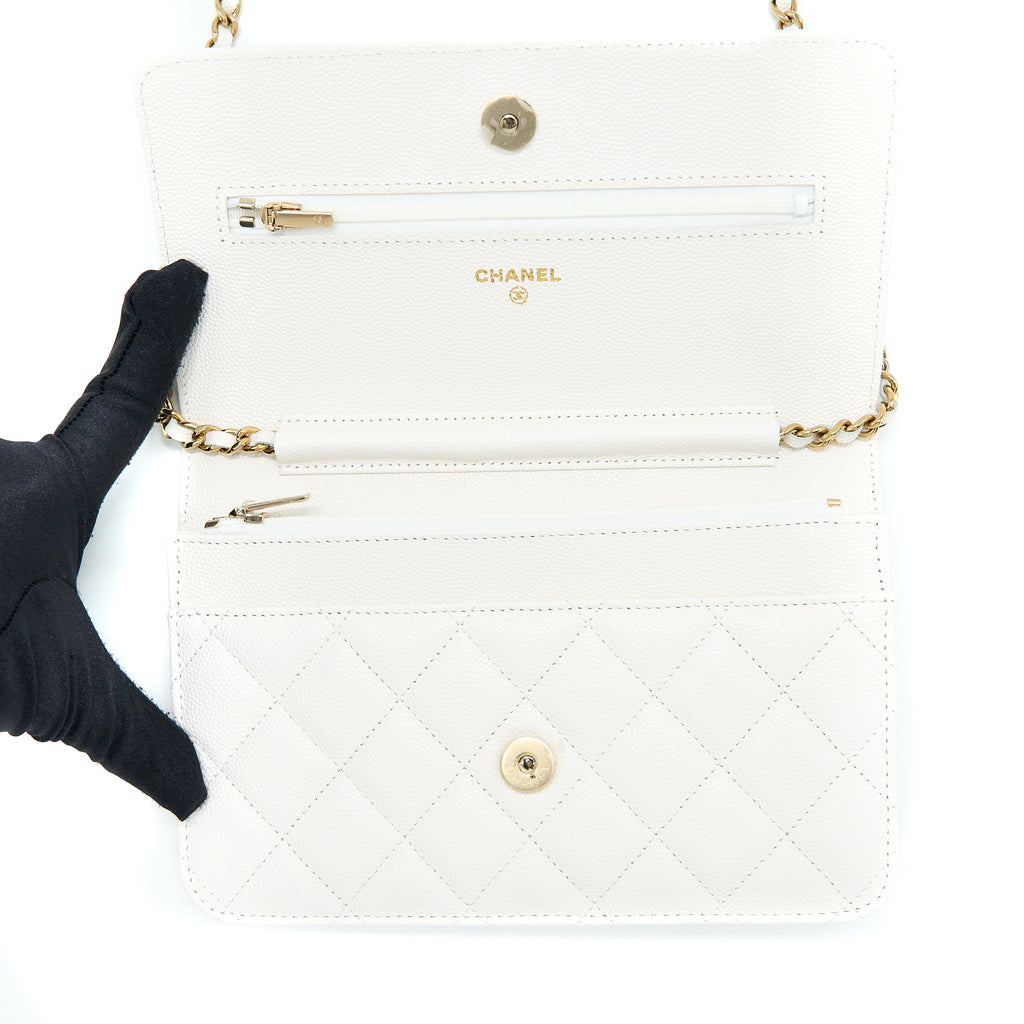 Chanel Classic Wallet On Chain Caviar White L (Microchip)