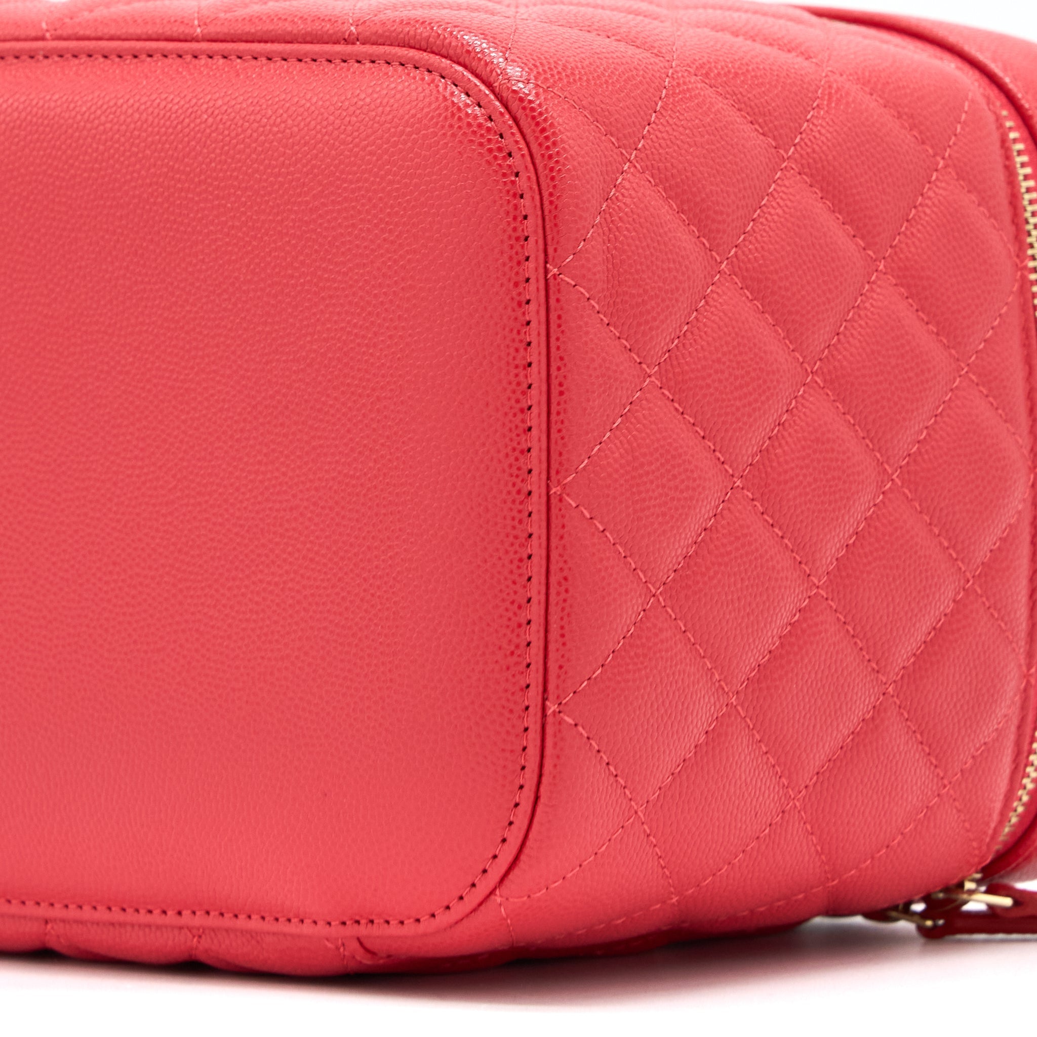 Chanel Top Handle Vanity Case Caviar Red L