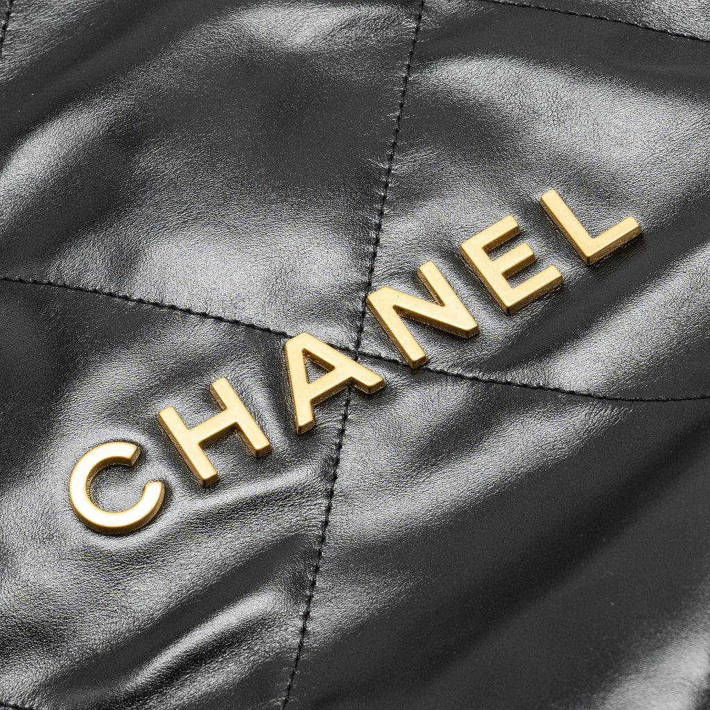 Chanel Small 22 Bag Shiny Calfskin BLACK  (Microchip)