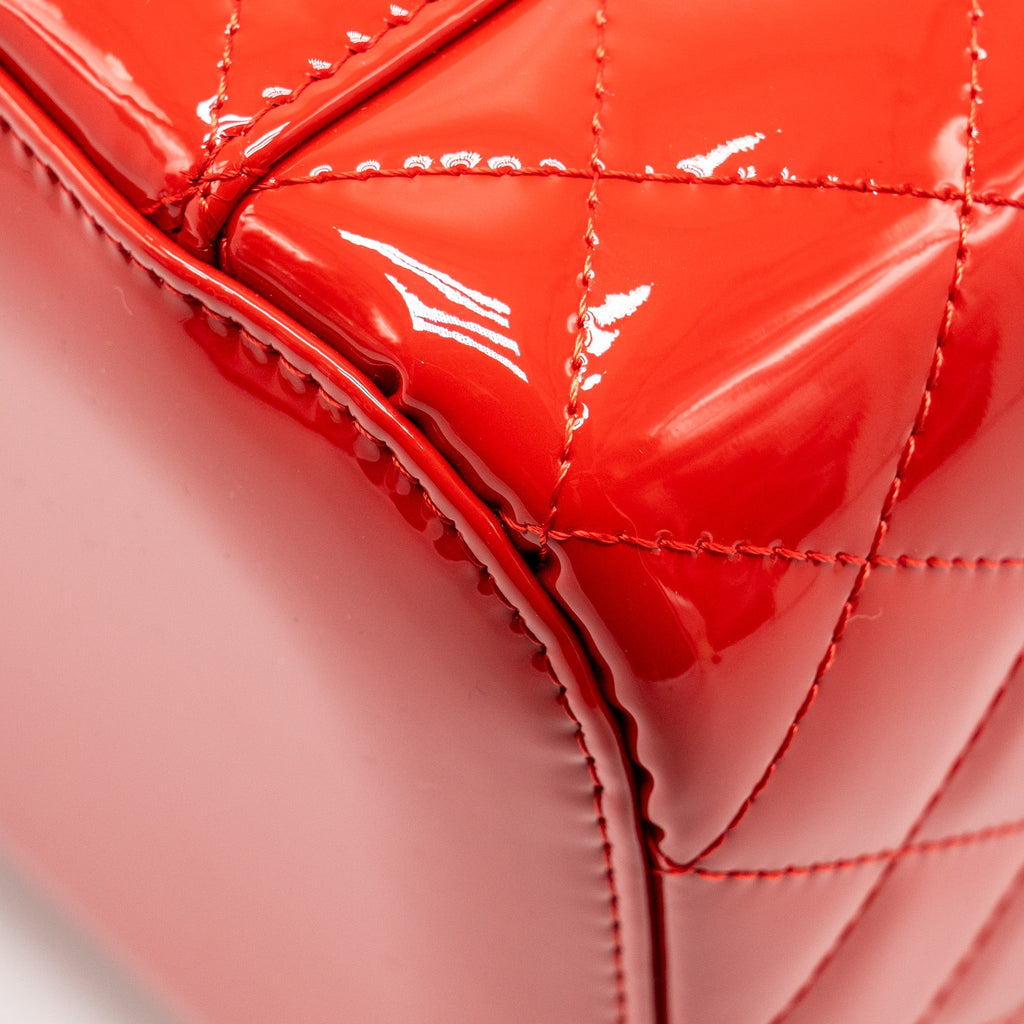 Chanel Large Vanity Pouch Patent Red