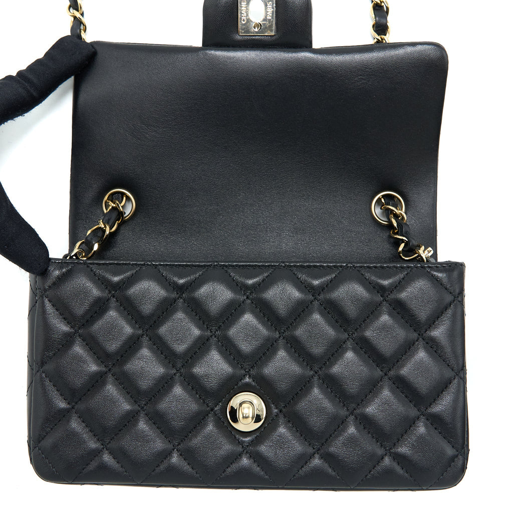 Chanel Classic Mini Rectangular Flap Bag Lambskin Black L (Microchip)