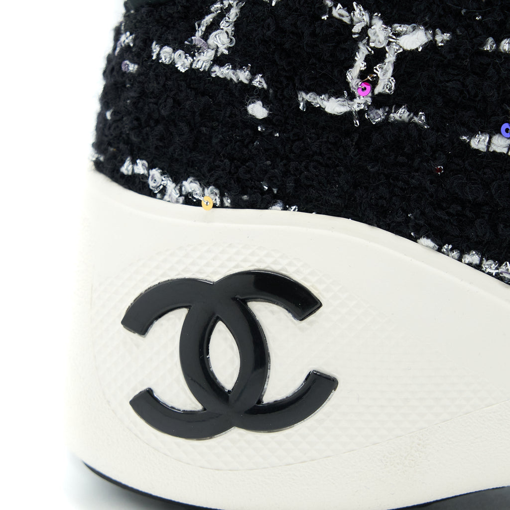 Chanel Size 36.5 Winter Sneakers Fabric Black/White