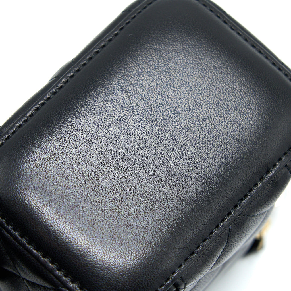 Chanel Pearl Crush Mini Vanity Lambskin Black