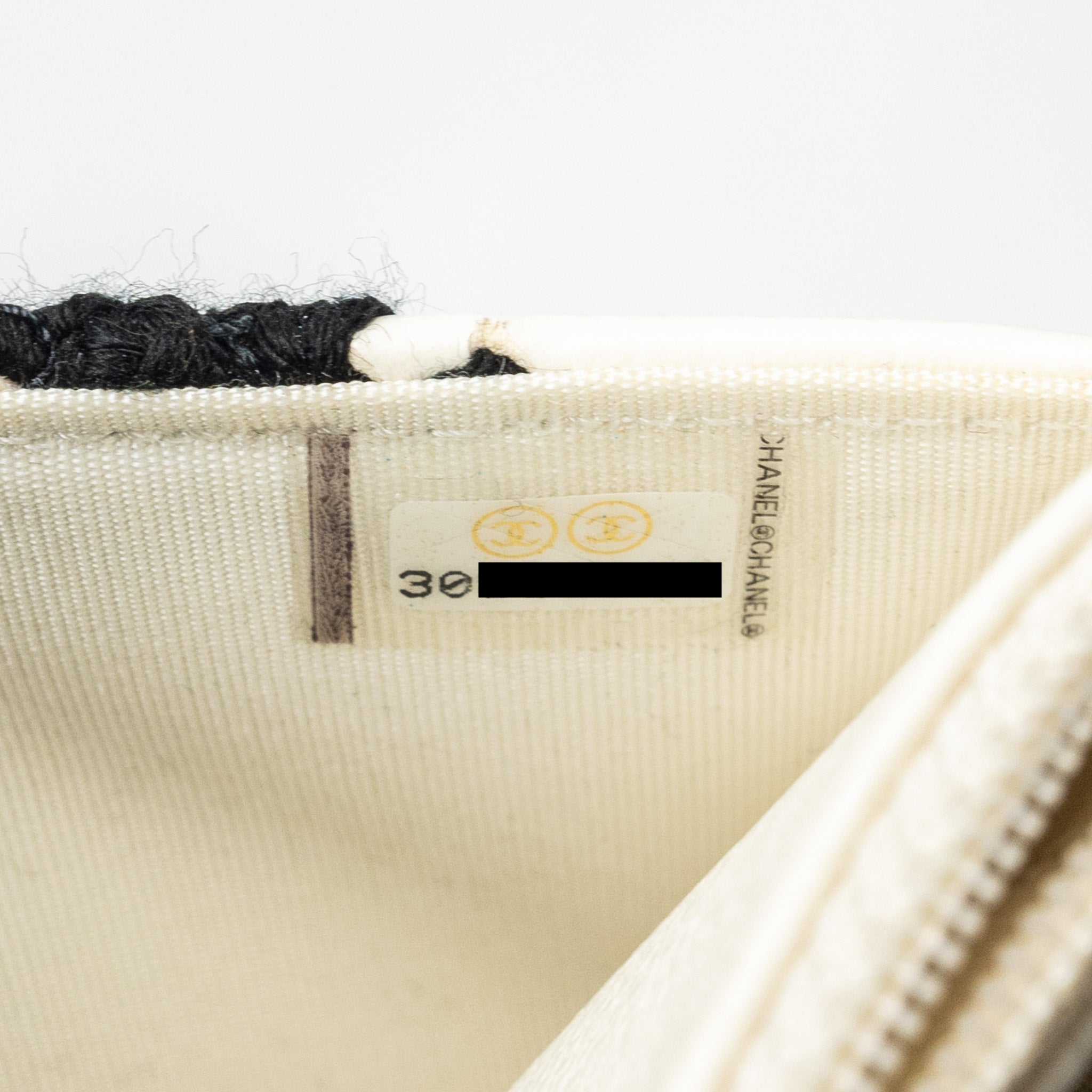 Chanel 19 wallet on chain Fabric/Calfskin White/Black Multicolour Hardware