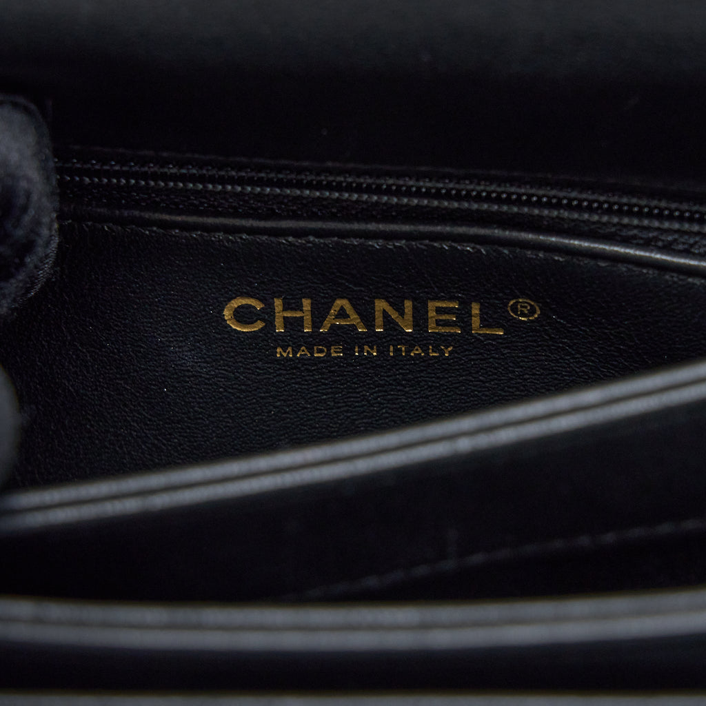 Chanel Chevron Trendy CC Top Handle Flap Bag Lambskin Black L