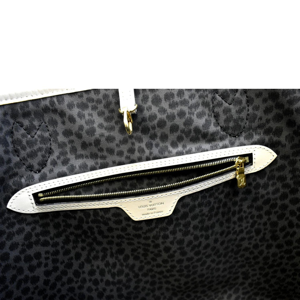 LOUIS VUITTON Neverfull MM Wild At Heart Monogram Giant Tote Bag Creme