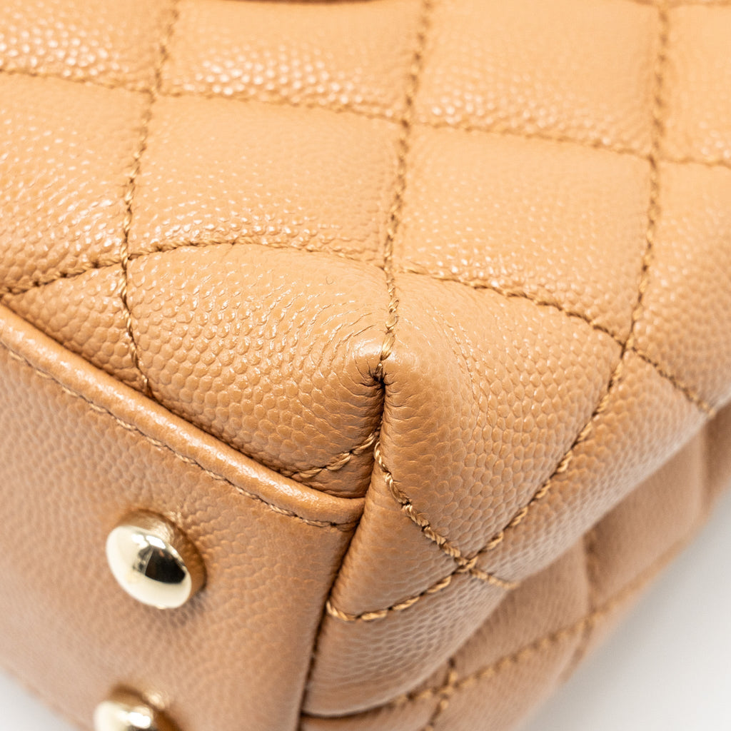 Chanel 21P Small Coco Handle Caviar caramel L