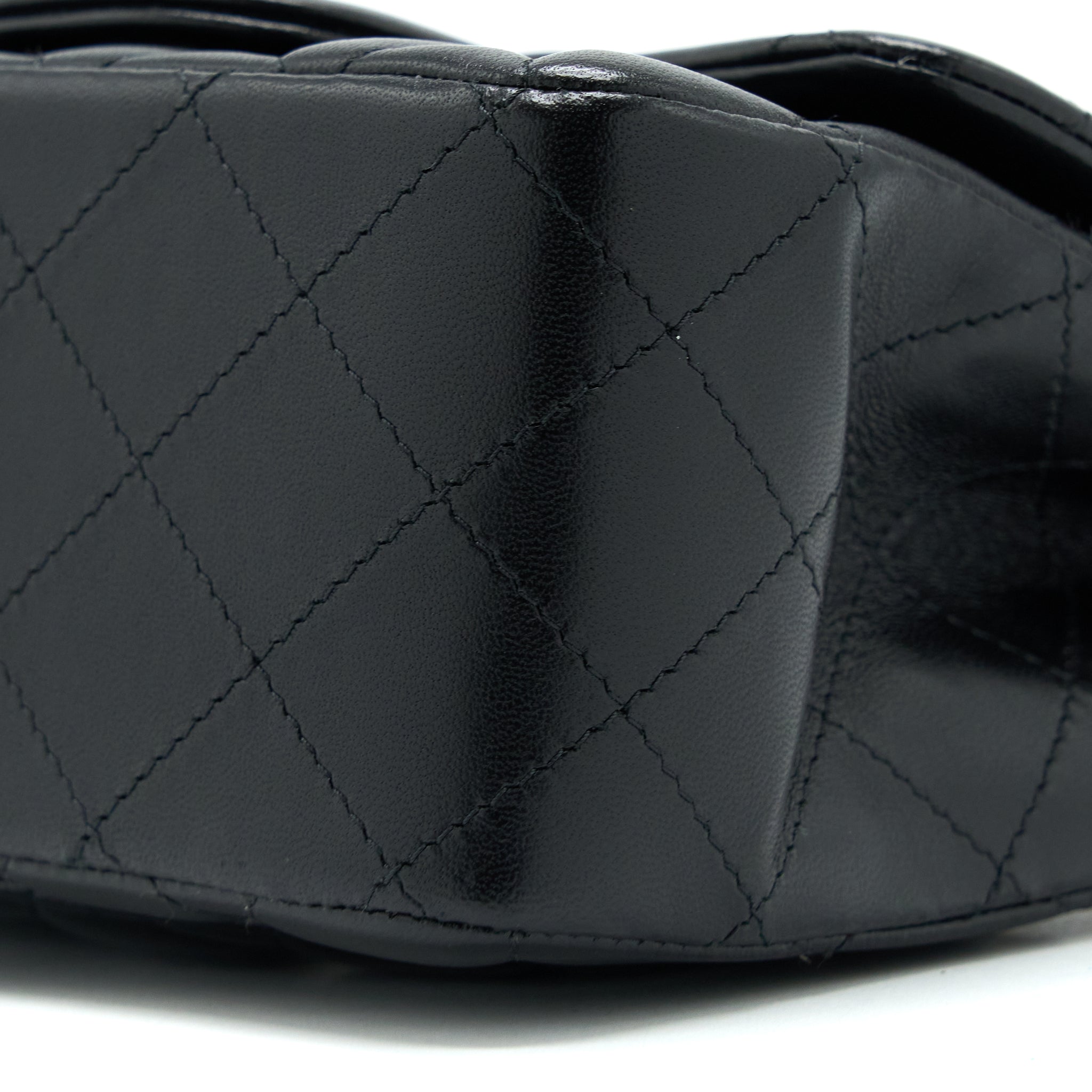 Chanel Mini Square Flap Bag Lambskin Black L (Microchip)