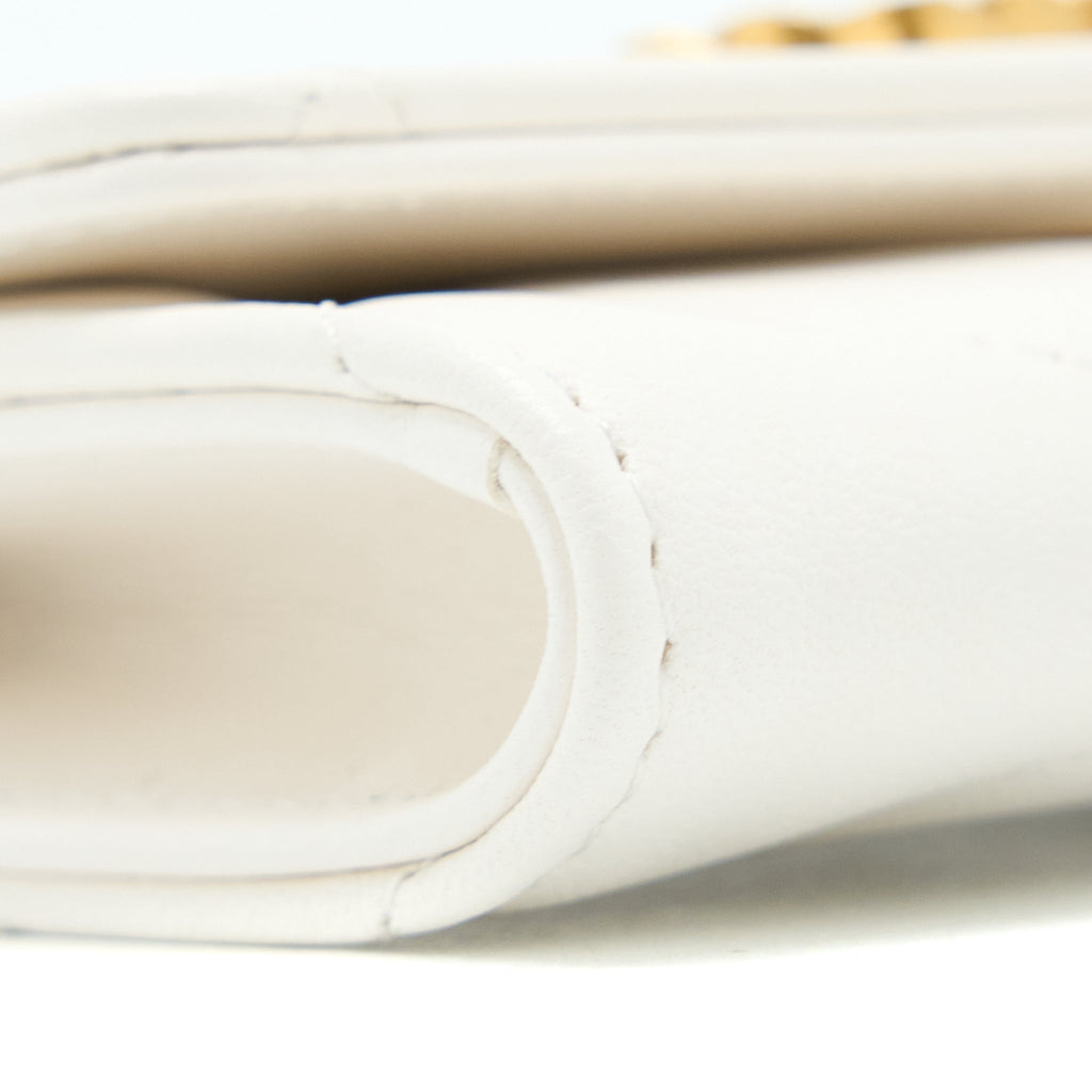 Chanel 19 Flap Card Holder Lambskin White Brushed  (Microchip)