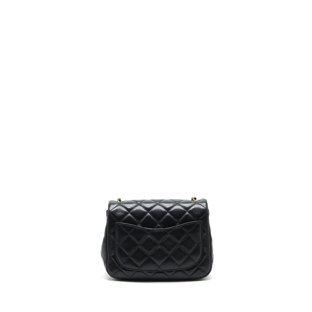 Chanel pearl Crush mini square Flap bag lambskin Black