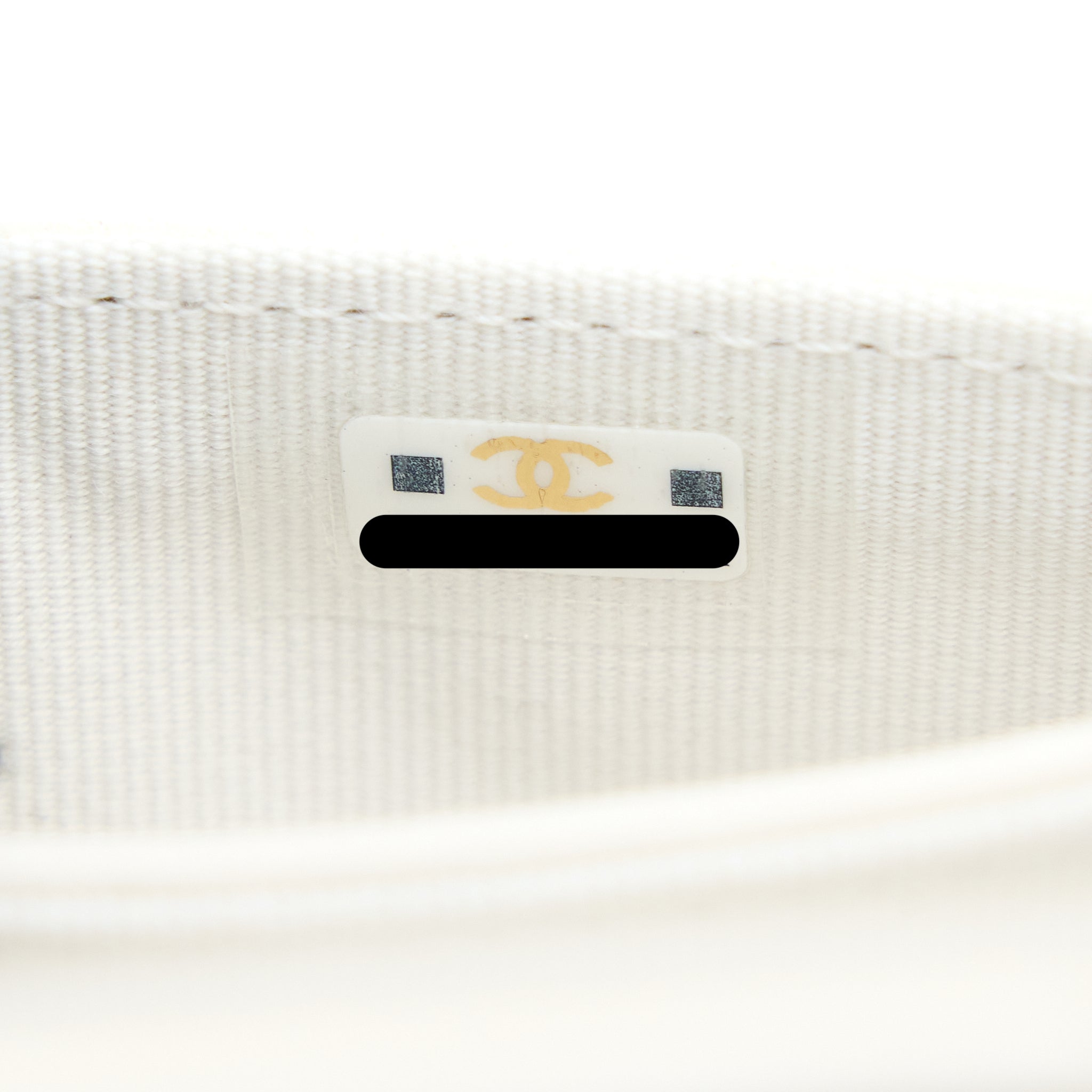Chanel 19 Flap Card Holder Lambskin White Brushed  (Microchip)