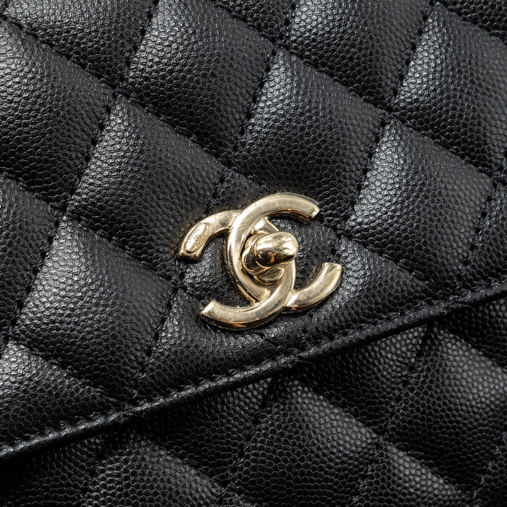 Chanel small coco handle caviar black L (microchip)