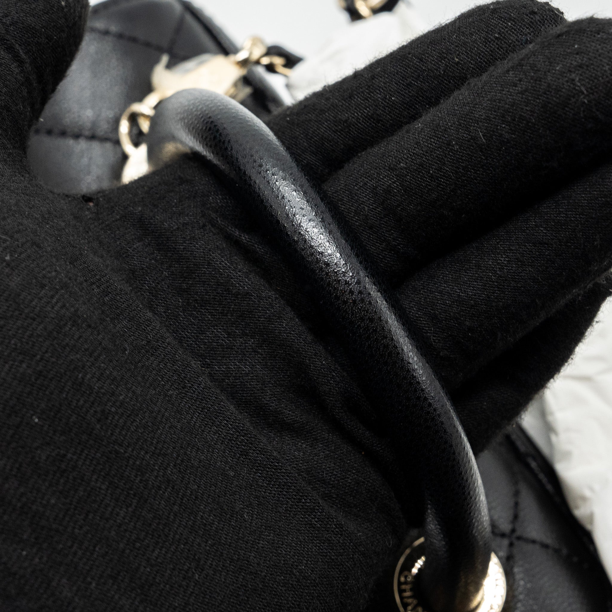 Chanel small coco handle caviar black L (microchip)