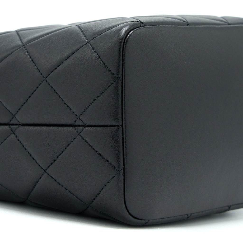 Chanel 22S Detail Handle Hobo Crossbody Bag Lambskin Black (Microchip)