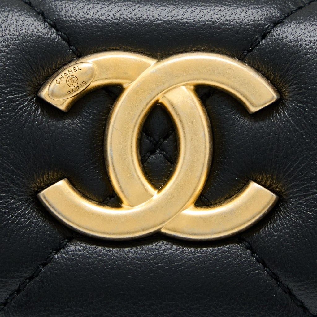 Chanel 22S Detail Handle Hobo Crossbody Bag Lambskin Black (Microchip)