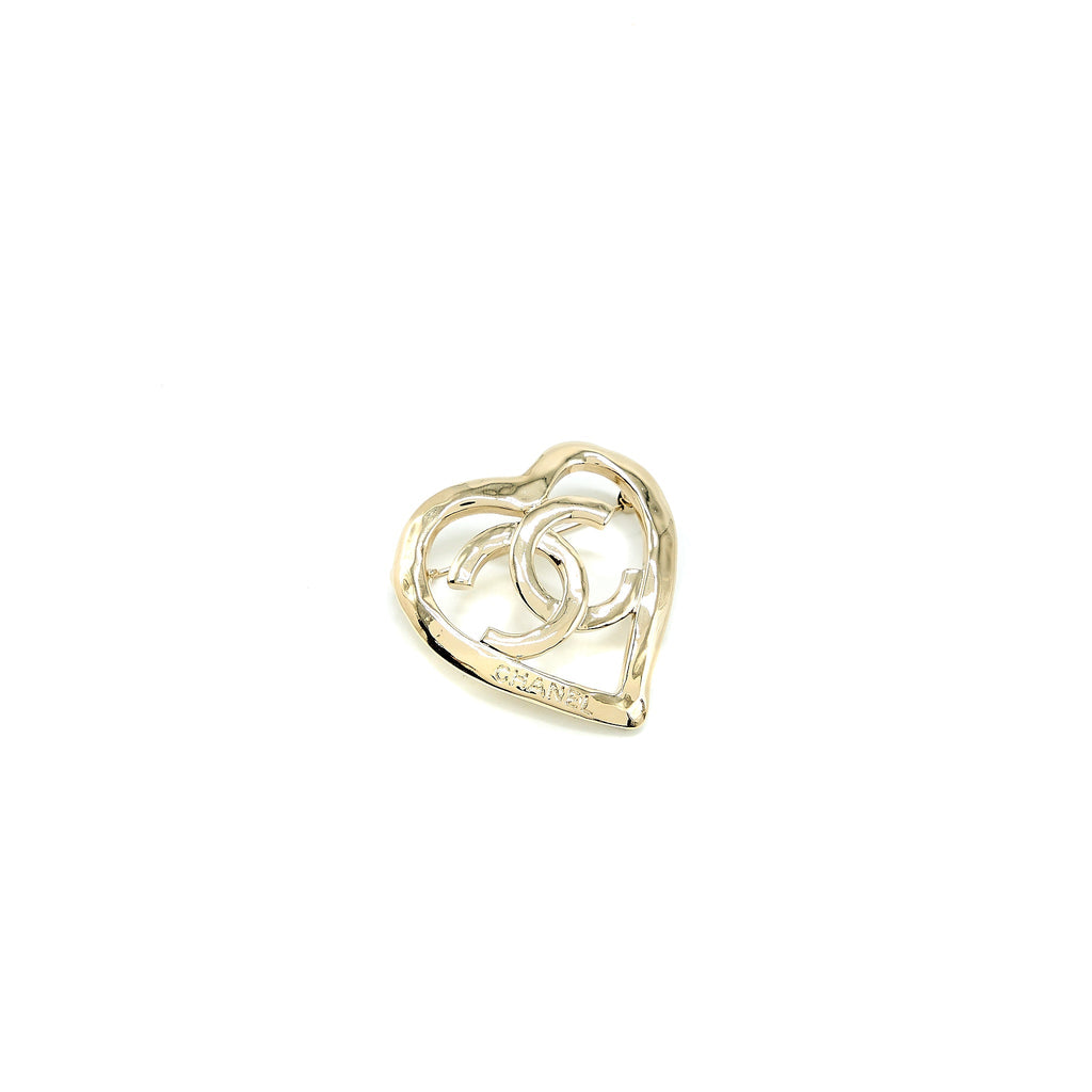 Chanel CC With Heart Brooch Light Gold Tone