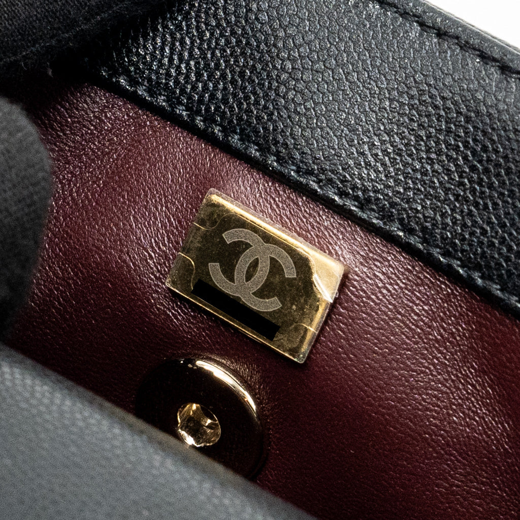 Chanel small coco handle caviar black L (microchip)