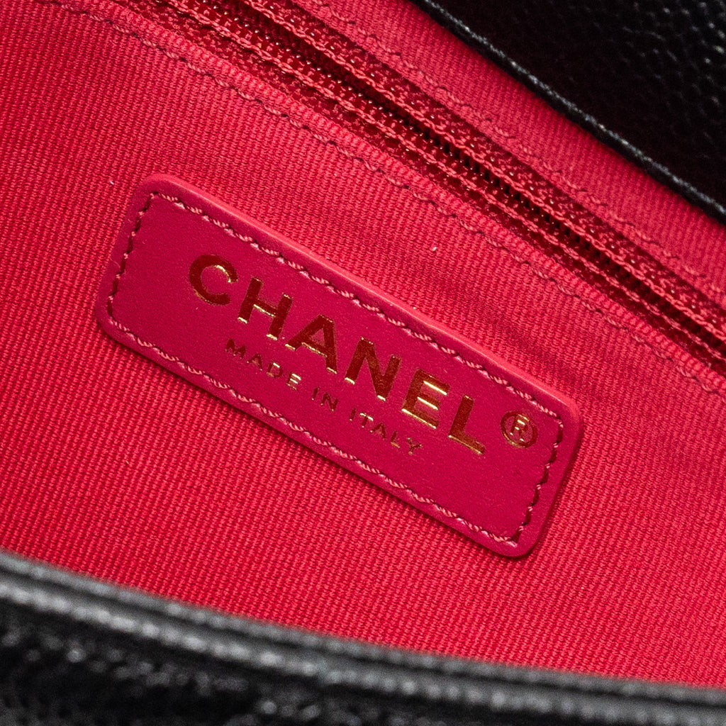 Chanel 21A chain Soul Flap bag grained calfskin black  (Microchip)